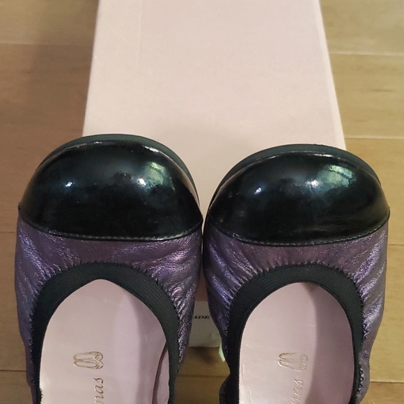 Pretty Ballerinas Flats - Euro 30/US 12.5 - Picture 5 of 11